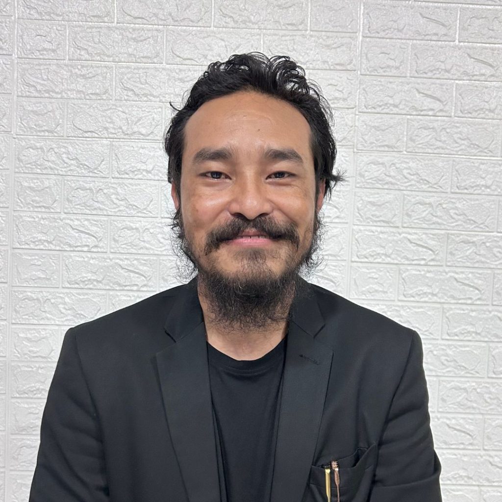 Tumto Siram (Marketing Partner and Managing Director)